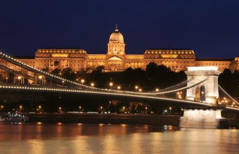 Предколедна Будапеща с  посещение на Виена