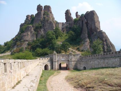 Белоградчишки скали крепостта Калето и Магурата