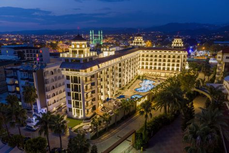 BLUE MARLIN DELUXE SPA & RESORT